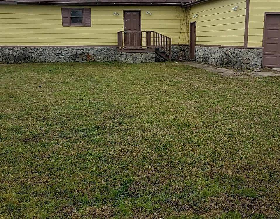 305 Randy Road - Photo 1