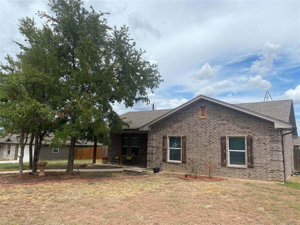 140 Lori Drive - Photo 1