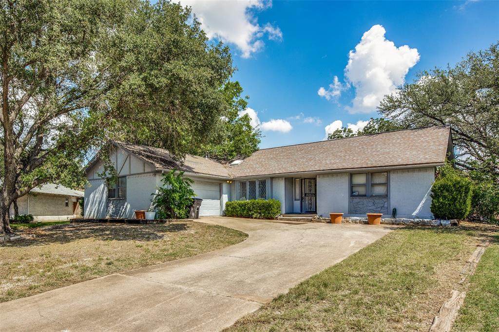 7800 Charter Oak Court - Photo 1