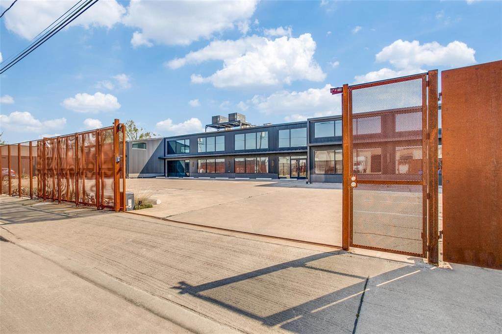 4770 Iberia Avenue - Photo 1