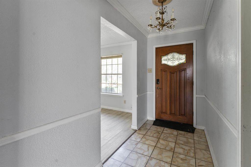 5636 Everglade Road - Photo 1