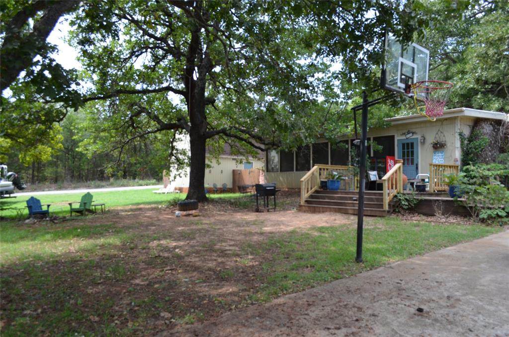 442 Paris Drive - Photo 1
