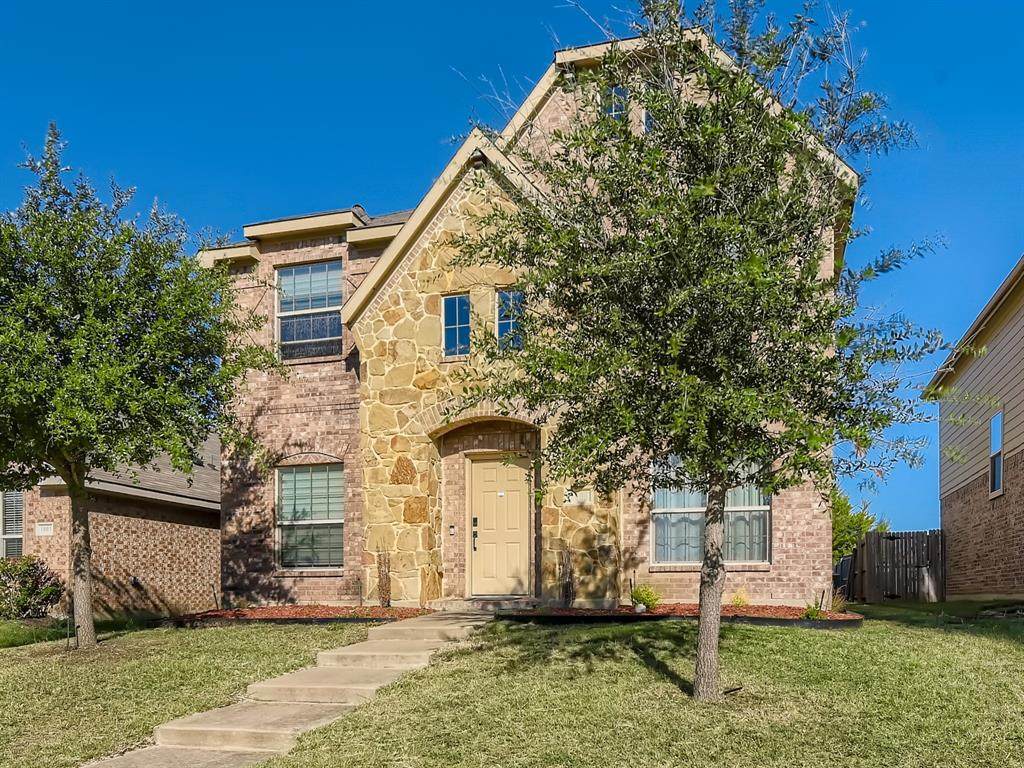 1605 Applegate Way - Photo 1
