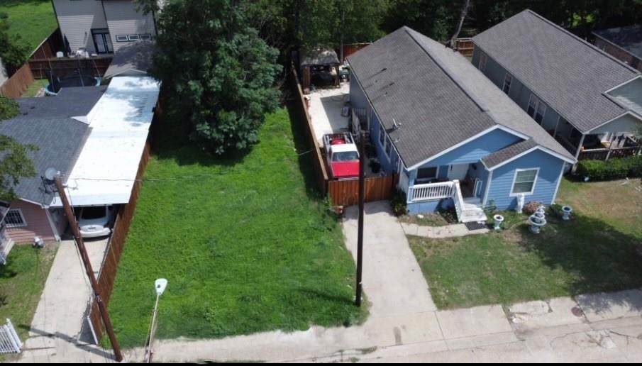 424 Cleaves Street - Photo 1