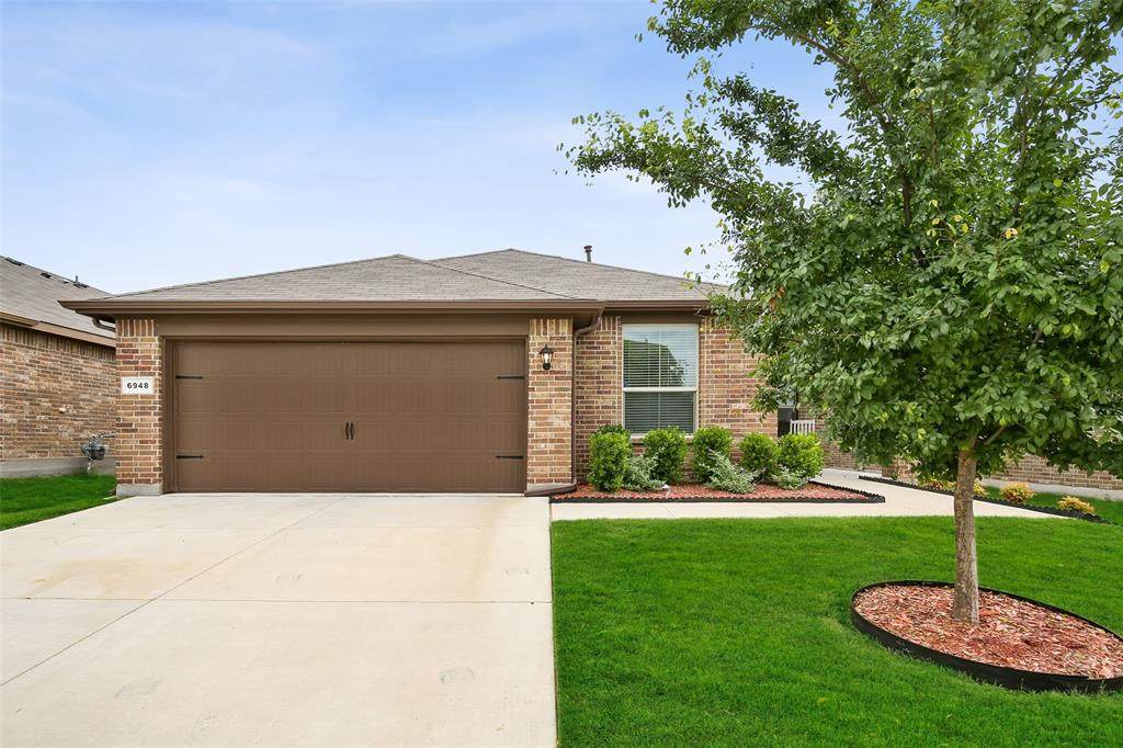 6948 Freeboard Way - Photo 1