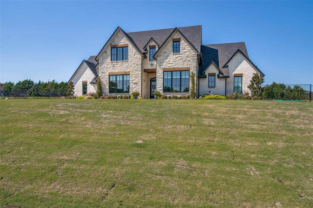 1026 Country Way - Photo 1