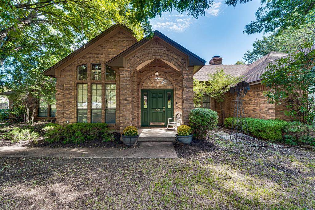 1620 Creek Bend Drive - Photo 1