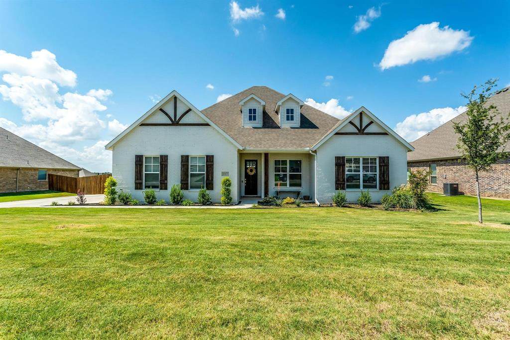 107 Oak View Drive - Photo 1