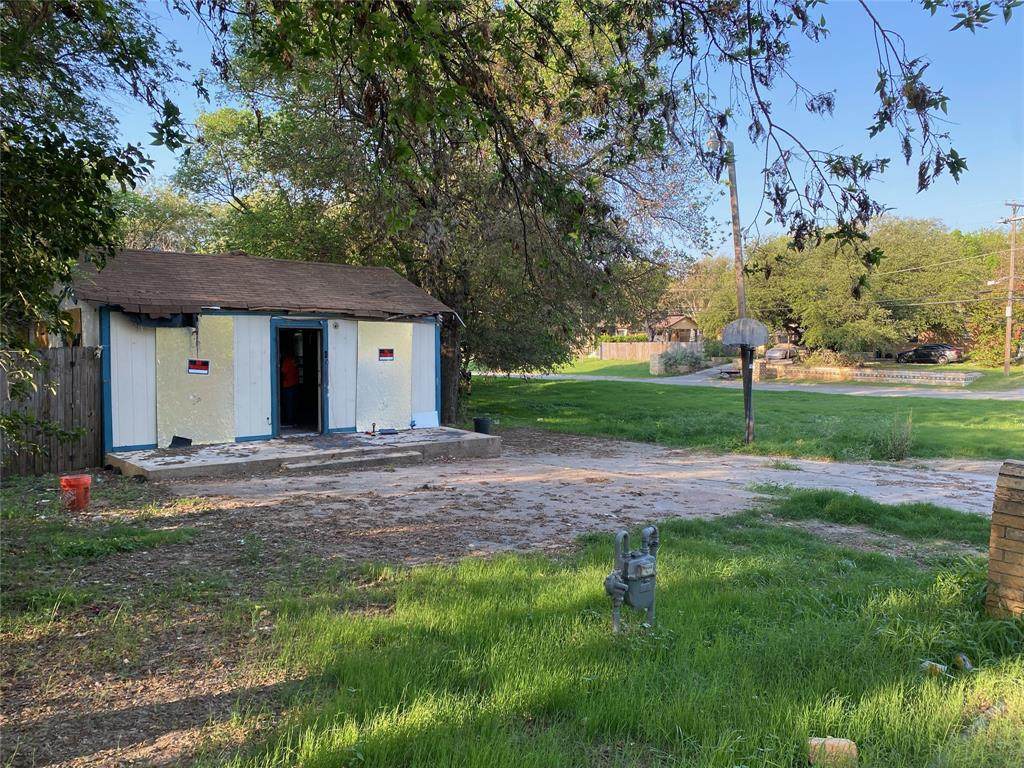 5229 Glade Street - Photo 1