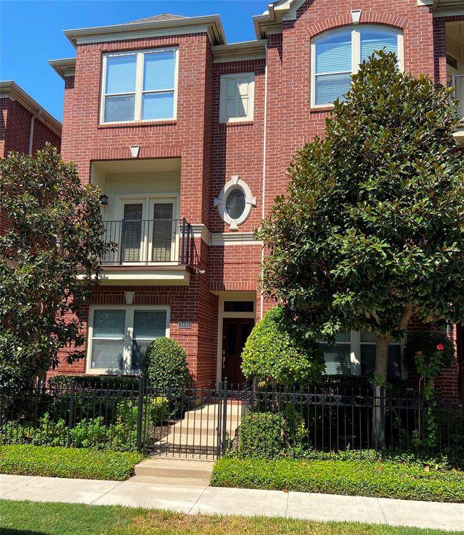 3435 Howell Street - Photo 1