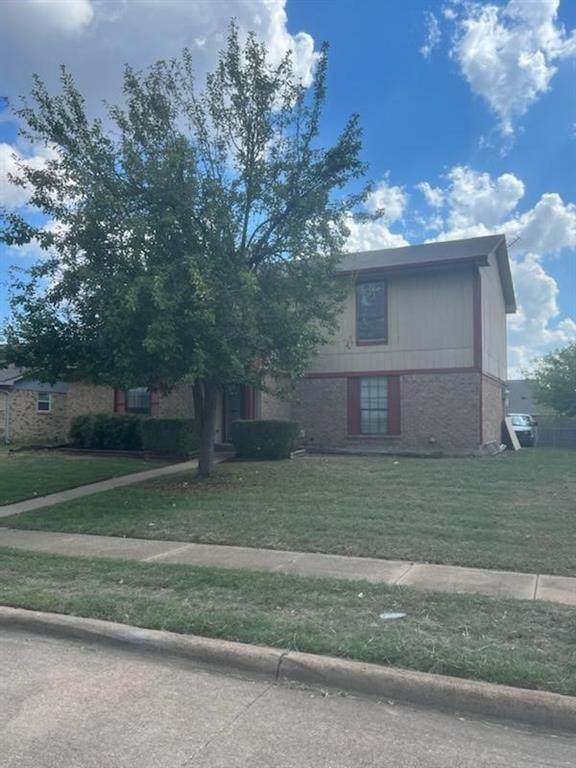 852 Whitehall Drive - Photo 1