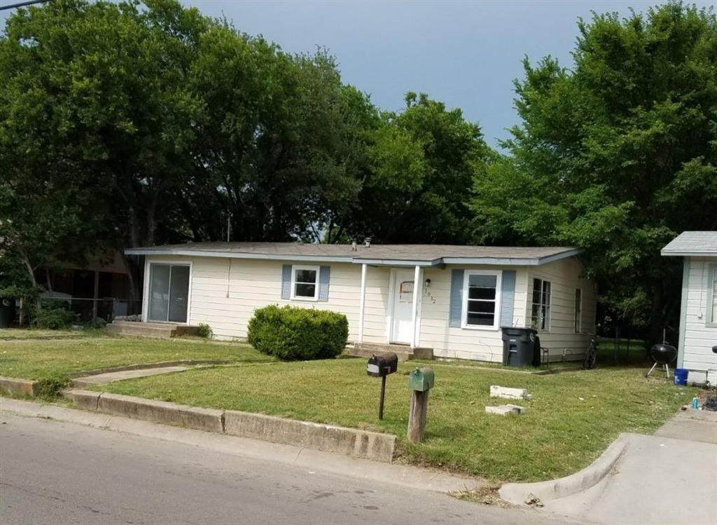 1612 Anglin Street - Photo 1