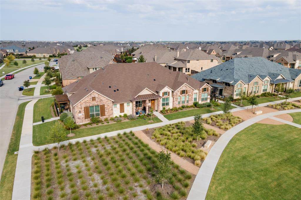 1050 Foxglove Lane - Photo 1