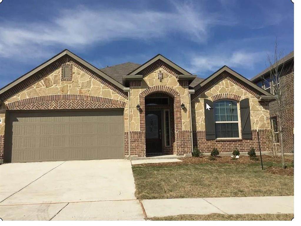 15933 Holly Creek - Photo 1