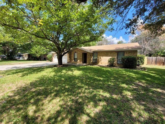413 Live Oak Drive - Photo 1