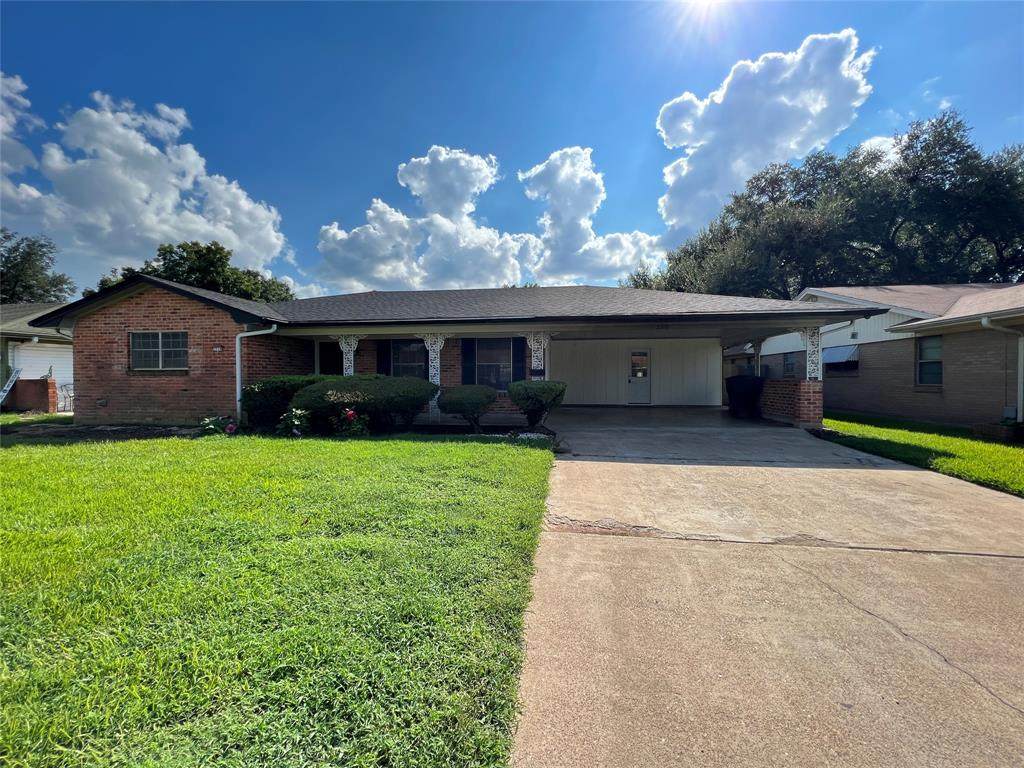 2710 Beazley - Photo 1