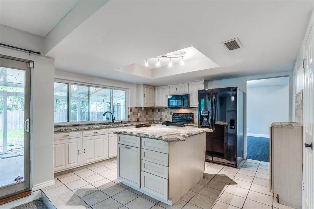 902 Firestone Lane - Photo 1