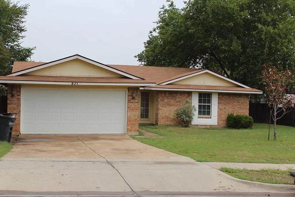 837 Salem Trail - Photo 1
