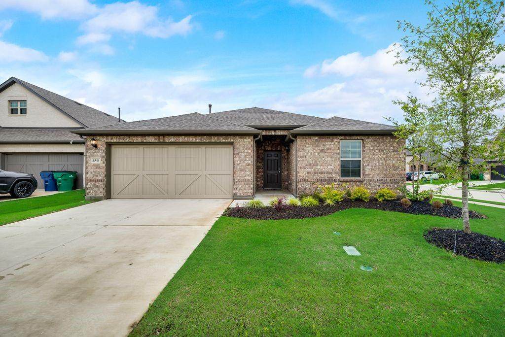 4544 Hemingway Avenue - Photo 1