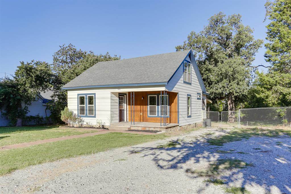 406 Hutchinson Street - Photo 1