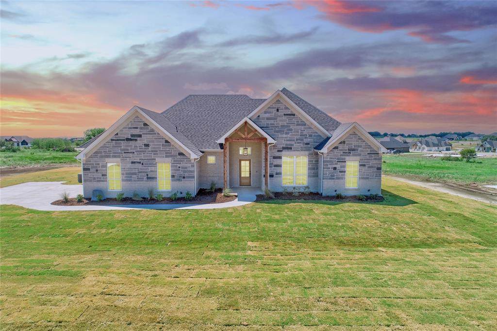 2066 Sunset Ridge - Photo 1