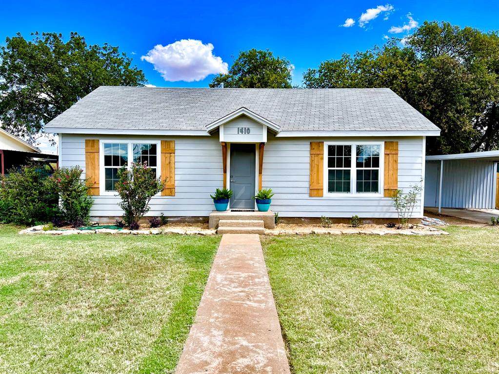 1410 Avenue K - Photo 1