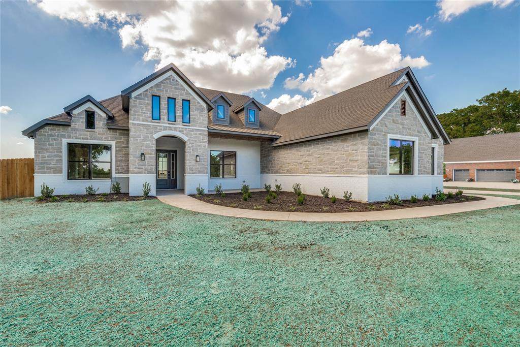 492 Hinton Street - Photo 1