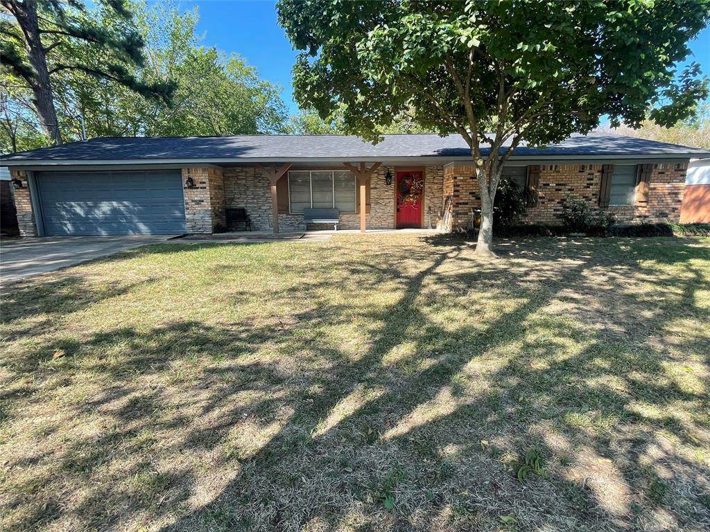 717 Pampa Street - Photo 1