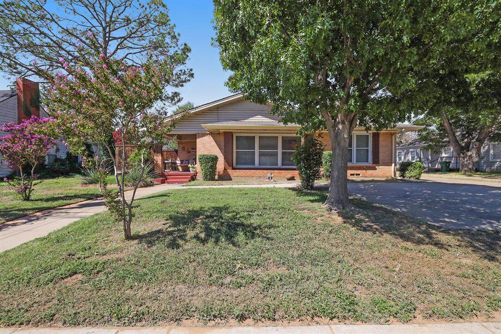 514 Mesquite Street - Photo 1