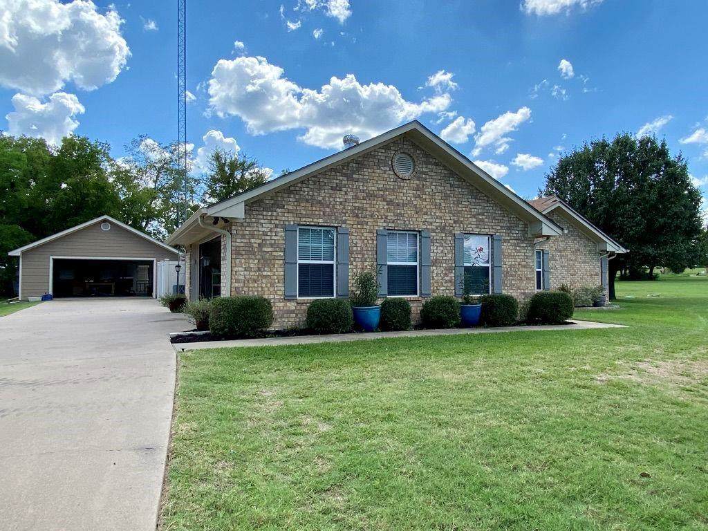 112 Rs County Road 3363 - Photo 1