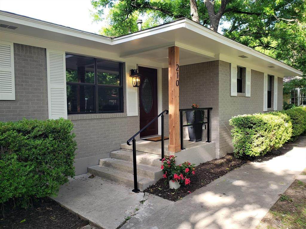 210 Tennie Street - Photo 1