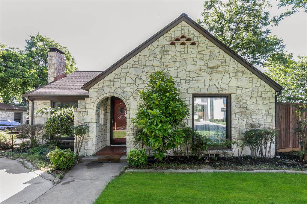 4206 Somerville Avenue - Photo 1
