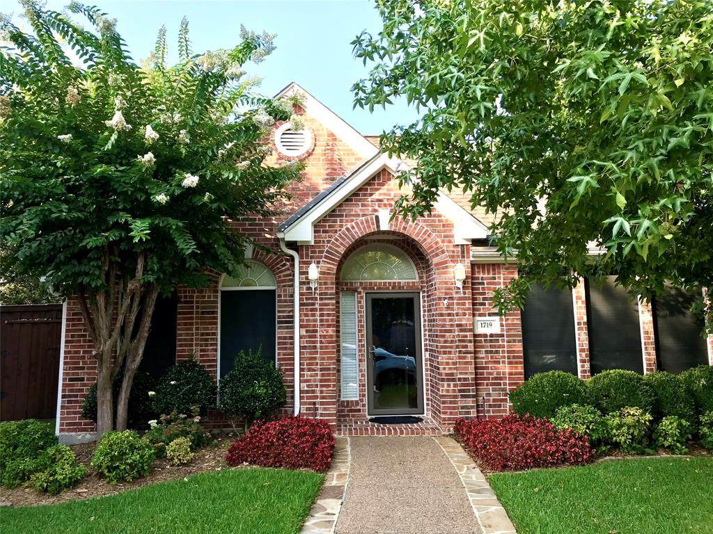 1719 Mapleleaf Falls Drive - Photo 1