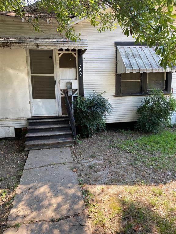 1411 Clanton - Photo 1