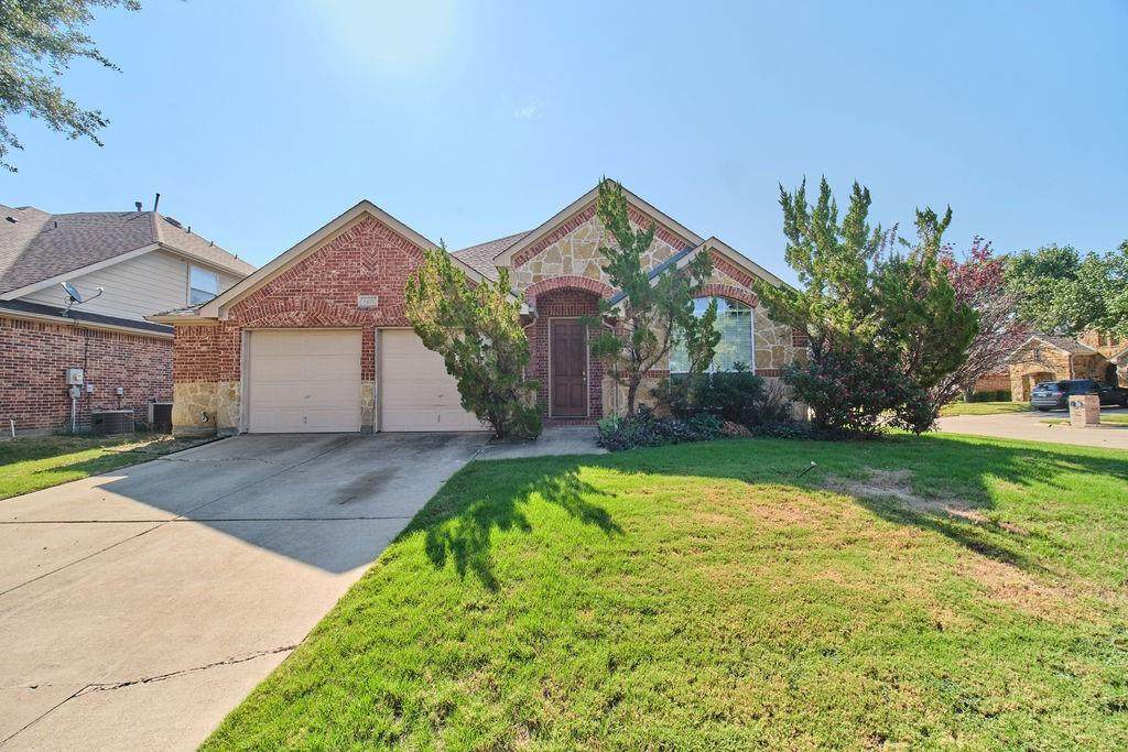 2475 Lakeland Drive - Photo 1