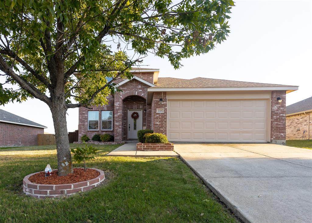 1301 Summerdale Lane - Photo 1