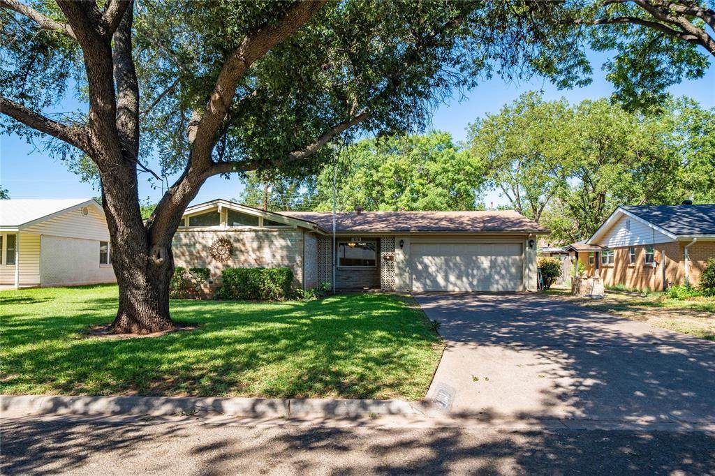 1810 Westwood Drive - Photo 1