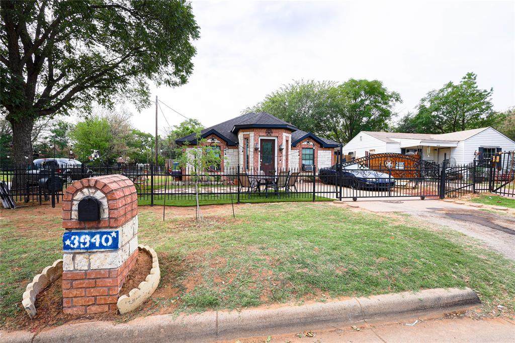 3940 4th Street - Photo 1