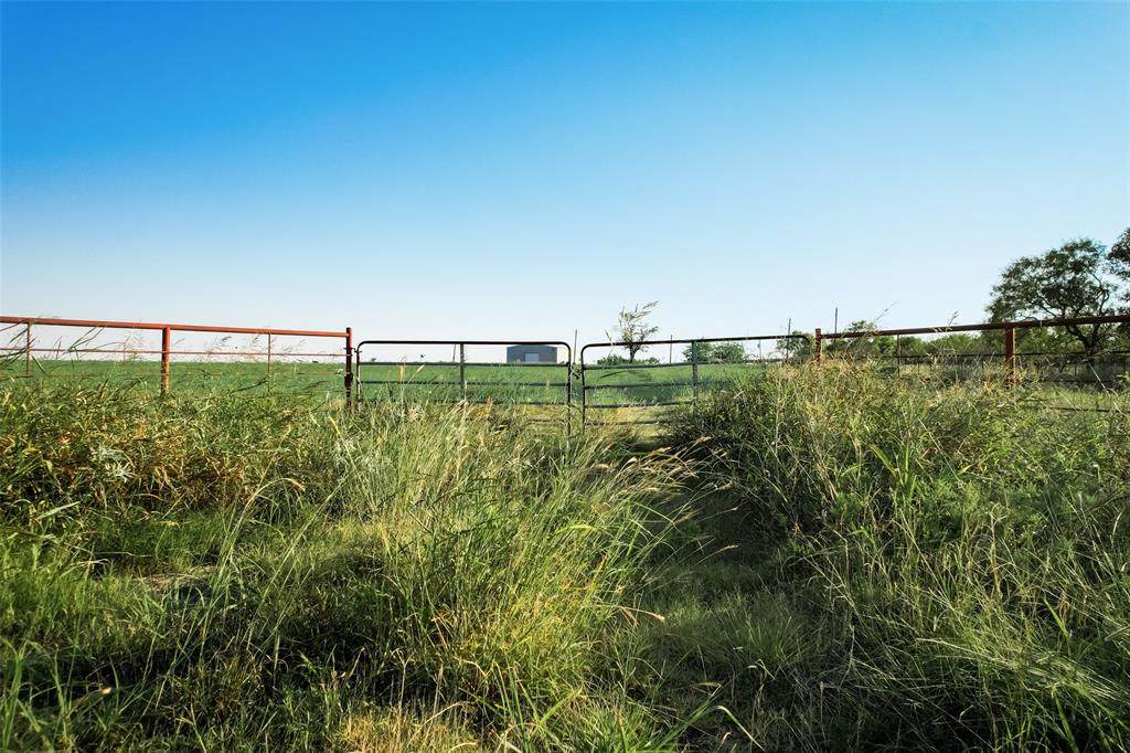 4738 Fm 85 - Photo 1