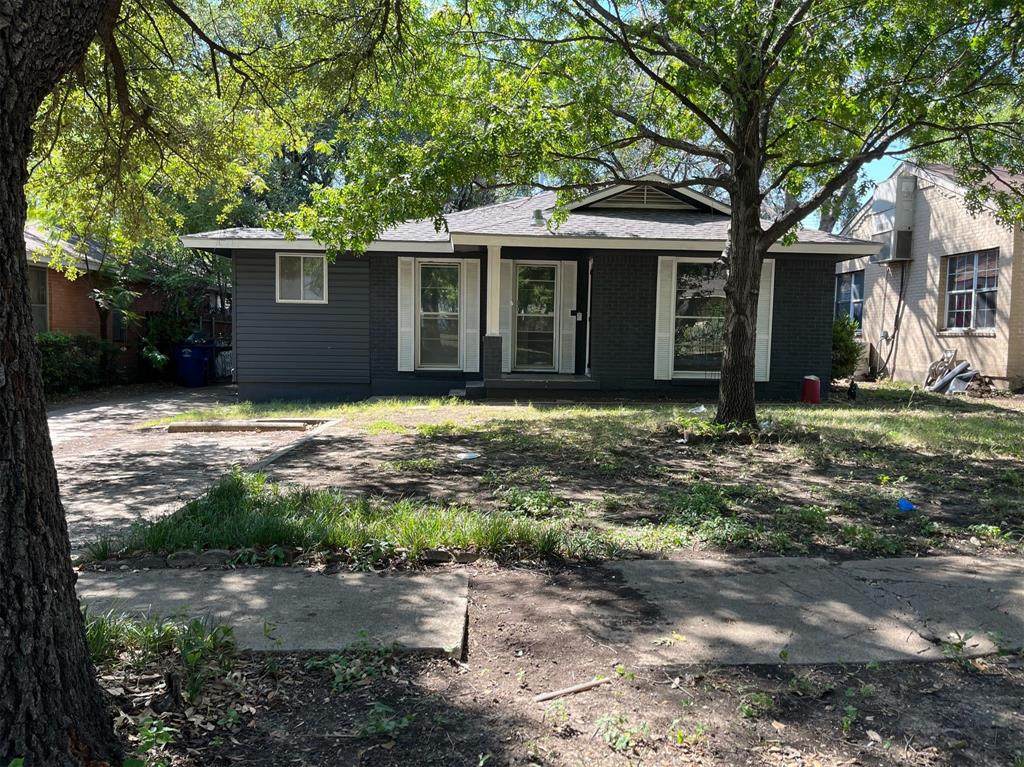 1726 Melbourne Avenue - Photo 1
