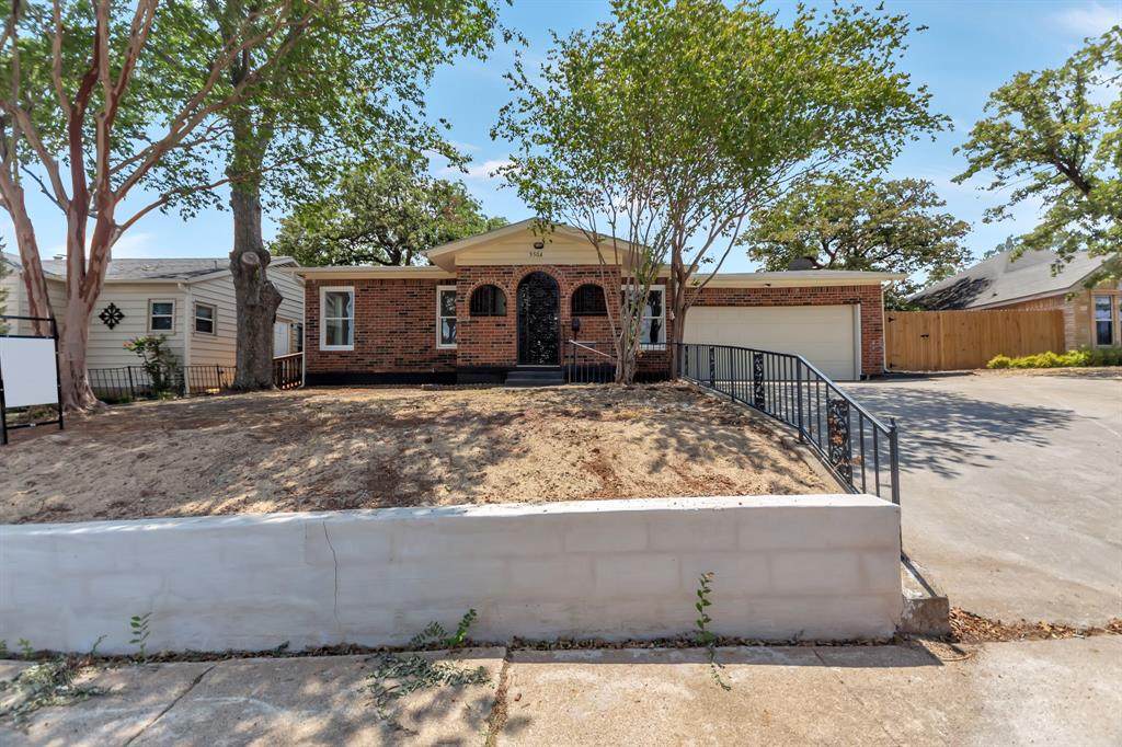 5504 Wainwright Drive - Photo 1