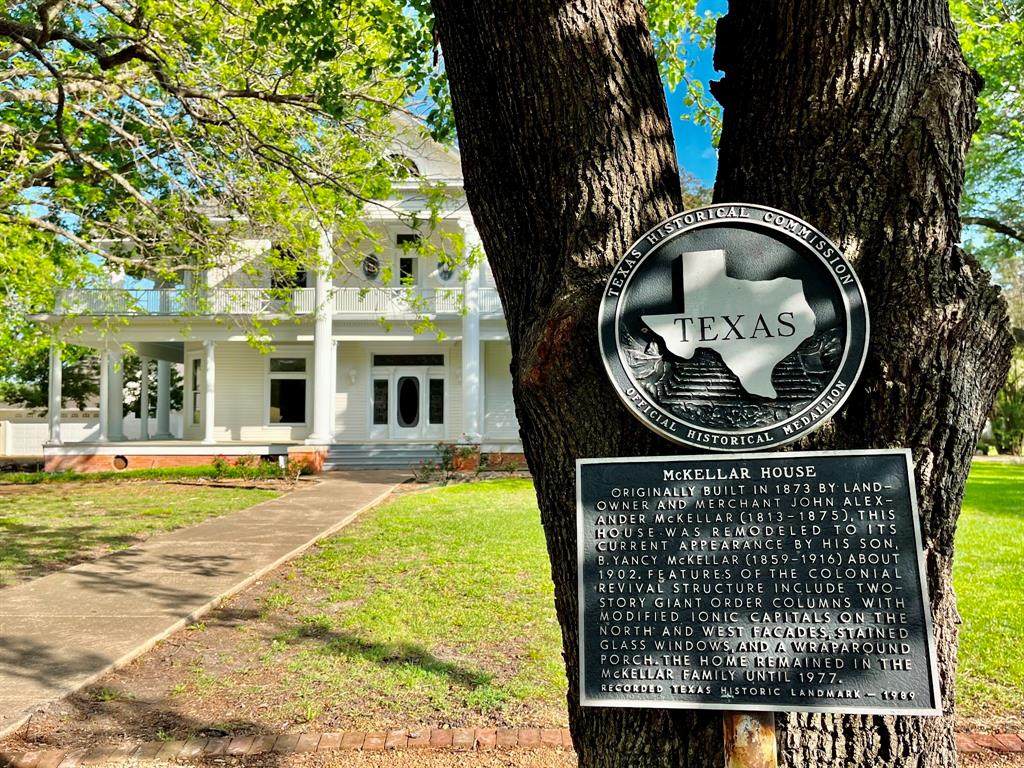 303 Center Street - Photo 1