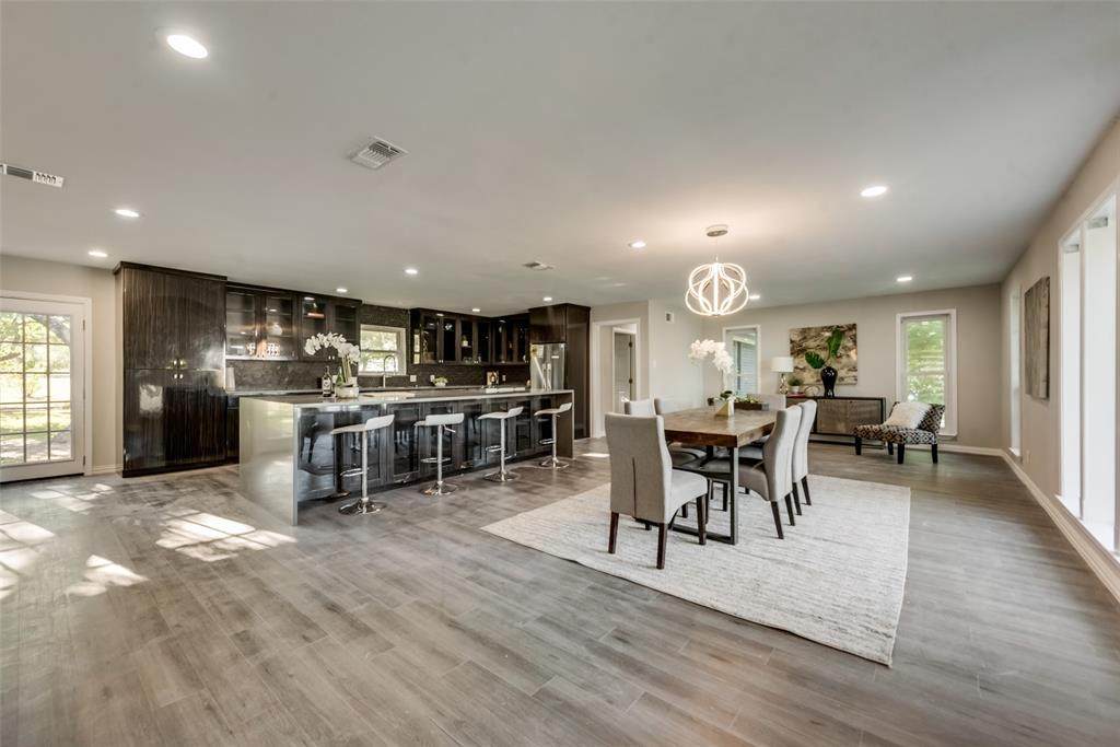 8 Hillside Drive - Photo 1