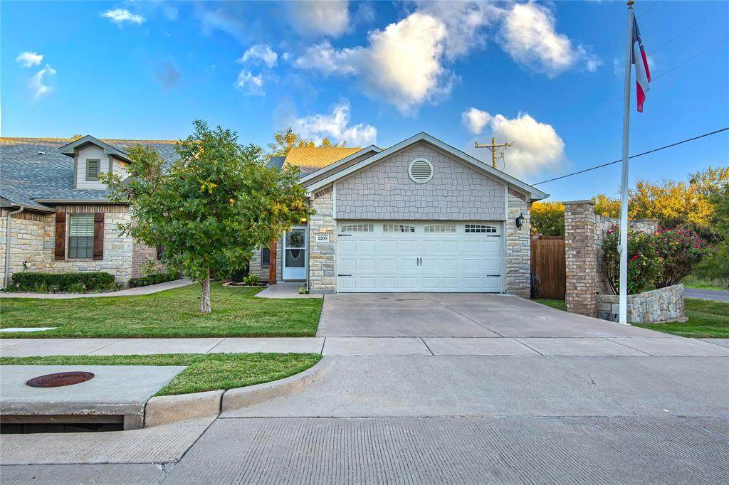 2200 Cobblestone Court - Photo 1