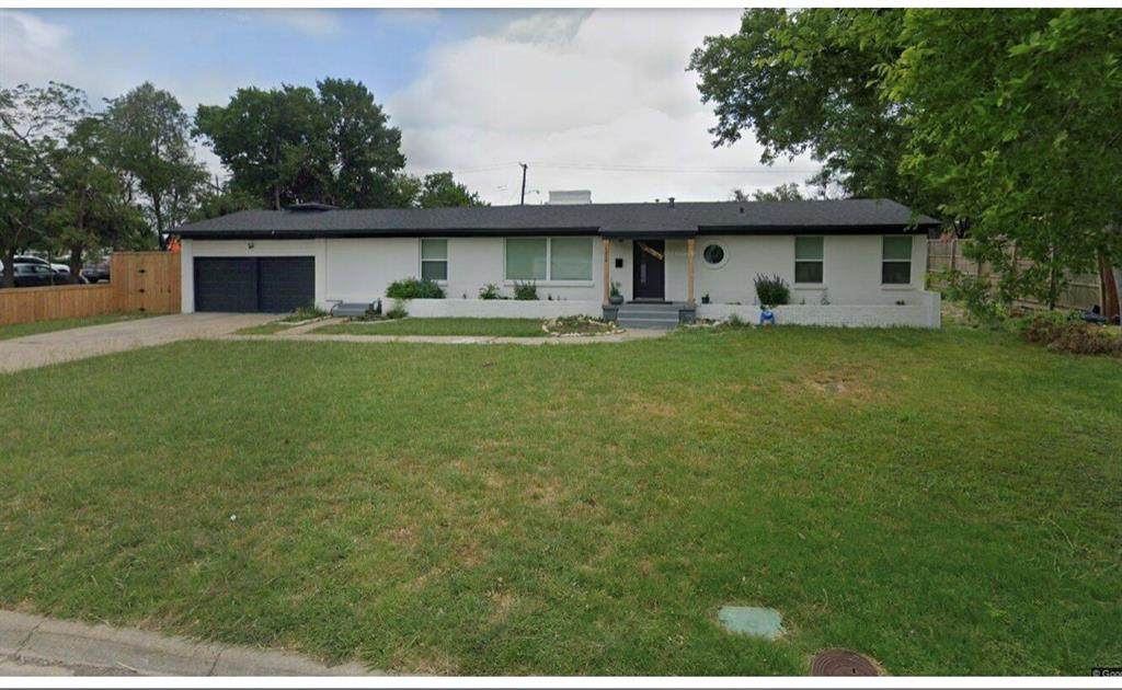 1206 Selva Drive - Photo 1
