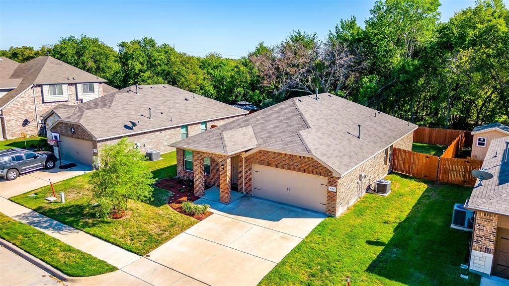 552 Vickie Street - Photo 1