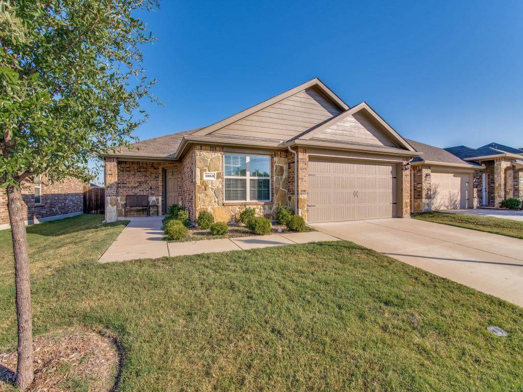 1053 Sewell Drive - Photo 1