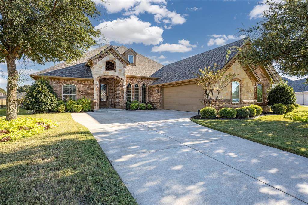 1206 Huntington Cove Court - Photo 1