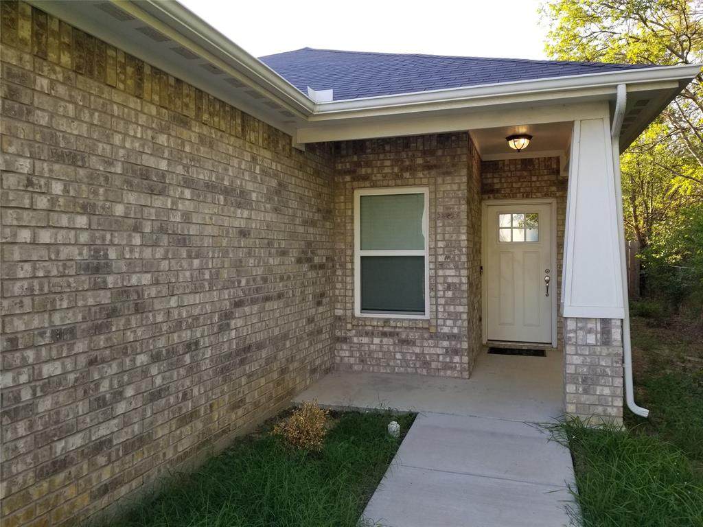 708 Rusk Avenue - Photo 1