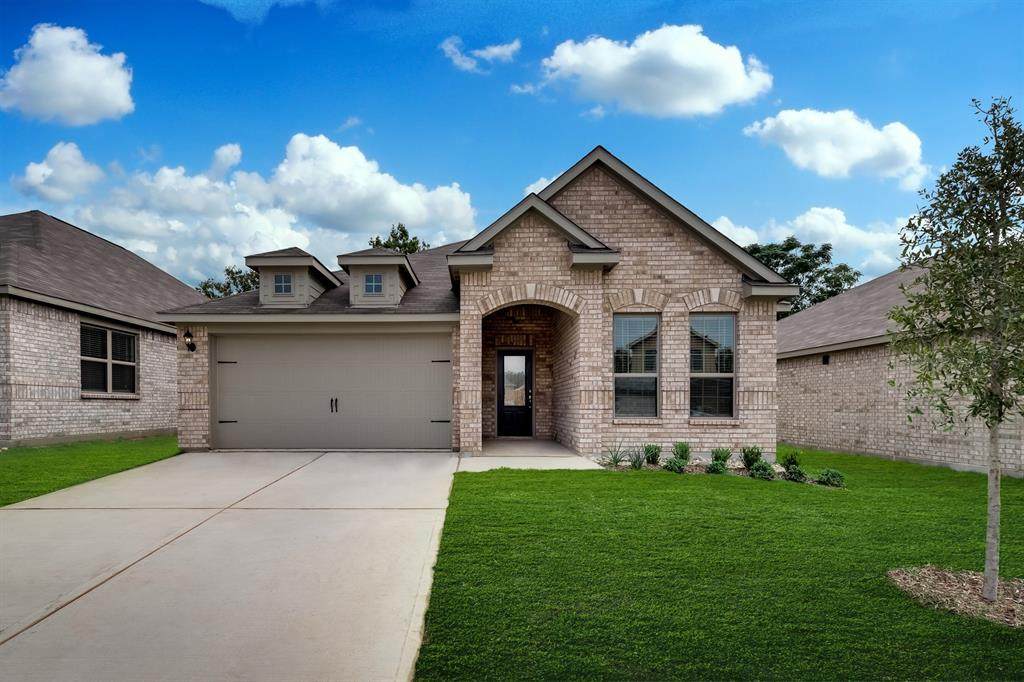 7636 Noble Oaks Drive - Photo 1
